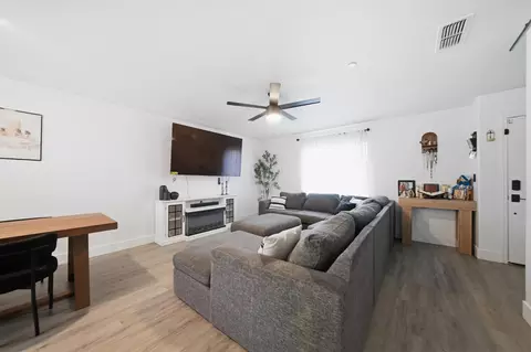 Living - 756 Brianne Ct, Merced, CA 95341 photo 1 of 1