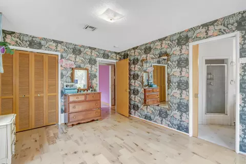 Bedroom - 9323 Central Ave, Orangevale, CA 95662 photo 10 of 10