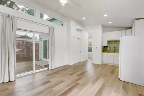 Living - 9323 Central Ave, Orangevale, CA 95662 photo 5 of 9