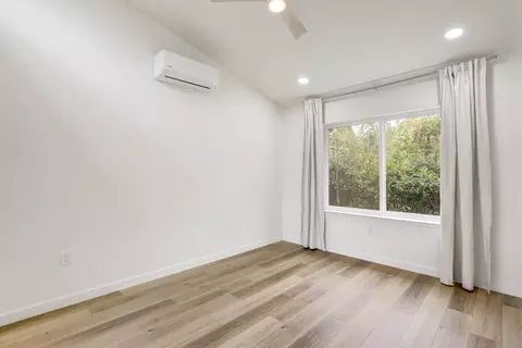 Bedroom - 9323 Central Ave, Orangevale, CA 95662 photo 2 of 10