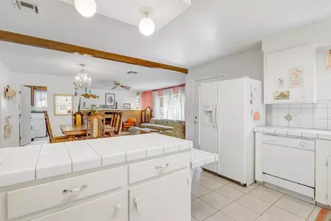 Kitchen - 9323 Central Ave, Orangevale, CA 95662 photo 4 of 7