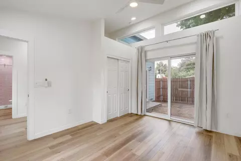 Bedroom - 9323 Central Ave, Orangevale, CA 95662 photo 1 of 10
