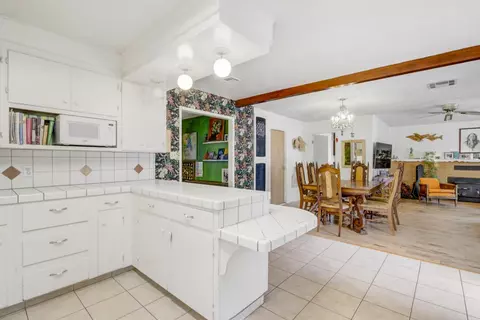Kitchen - 9323 Central Ave, Orangevale, CA 95662 photo 3 of 7