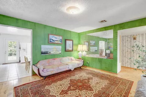 Living - 9323 Central Ave, Orangevale, CA 95662 photo 8 of 9