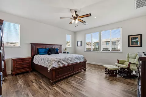 Bedroom - 21224 Grapevine Dr, Patterson, CA 95363 photo 2 of 6