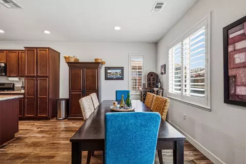Dining - 21224 Grapevine Dr, Patterson, CA 95363 photo 2 of 2
