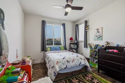 Bedroom - 21224 Grapevine Dr, Patterson, CA 95363 photo 6 of 6