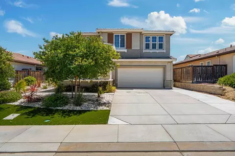Exterior - 21224 Grapevine Dr, Patterson, CA 95363 photo 2 of 5