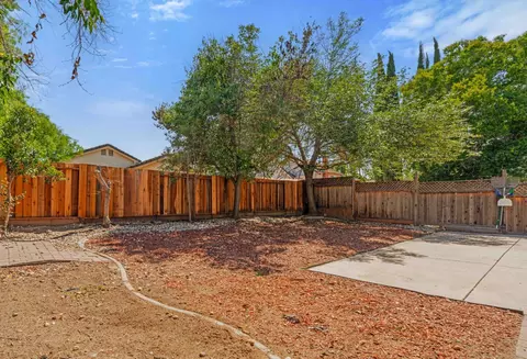 Exterior - 132 Henry Ct, Tracy, CA 95376 photo 4 of 4