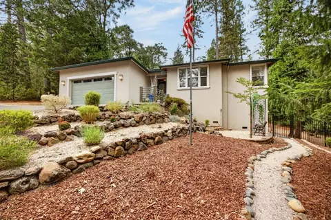 Exterior - 5752 Arrowhead Dr, Foresthill, CA 95631 photo 3 of 15