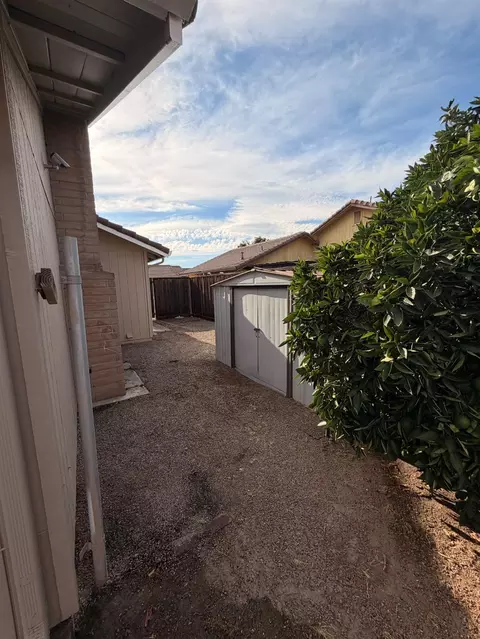 Exterior - 2950 Dronero Ct, Tracy, CA 95376 photo 5 of 7