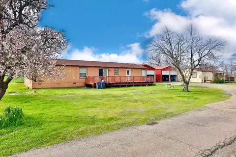 Exterior - 19360 Simpson Rd, Corning, CA 96021 photo 3 of 6