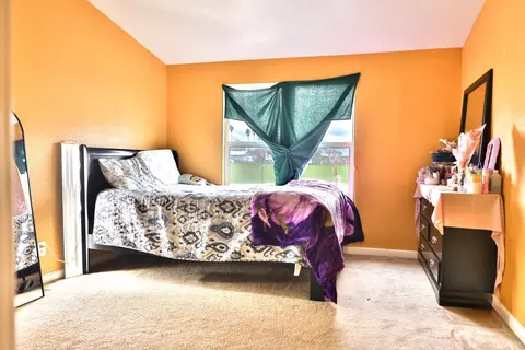 Bedroom - 19360 Simpson Rd, Corning, CA 96021 photo 6 of 7