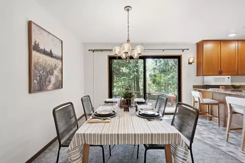 Dining - 598 Roan, Avery, CA 95224 photo 1 of 2