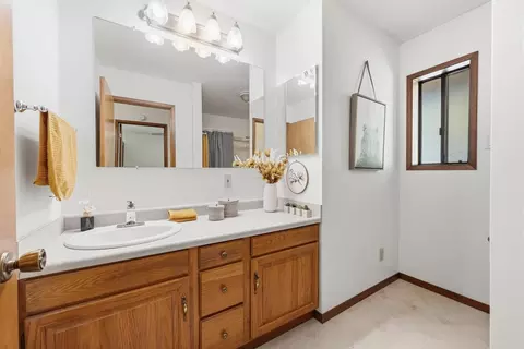 Bath - 598 Roan, Avery, CA 95224 photo 1 of 3