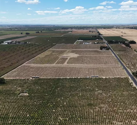 4100 W Peltier Rd, Lodi, CA 95242 photo 2