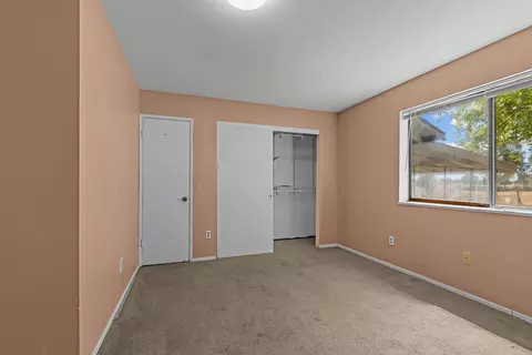 Bedroom - 100 W Delano St, Elverta, CA 95626 photo 5 of 7