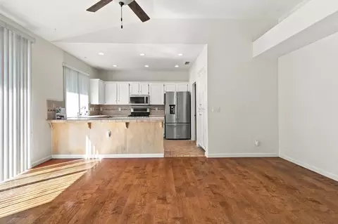 Living - 1824 Rail St, Manteca, CA 95337 photo 5 of 6