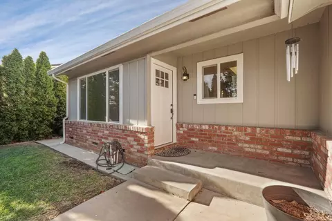 2223 W Elm St, Lodi, CA 95242