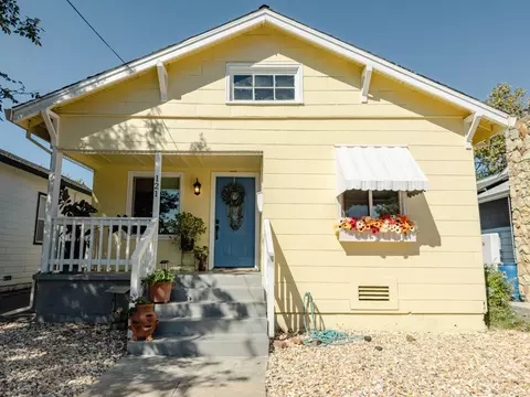 121 Alta Ave, Roseville, CA 95678