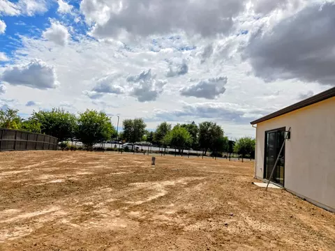 8605 Martin Andrew, Roseville, CA 95747