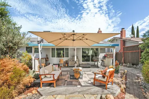 Exterior - 6406 Rolling Way, Carmichael, CA 95608 photo 1 of 1