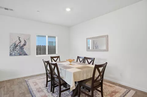 Dining - 927 Grimsby Ln, Patterson, CA 95363 photo 1 of 1