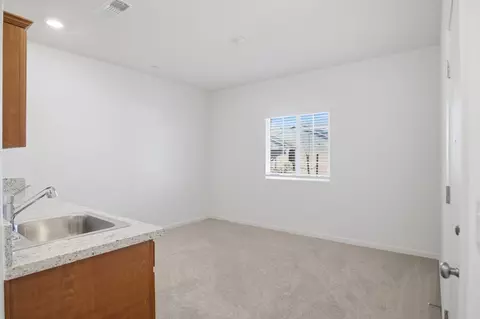 Other - 927 Grimsby Ln, Patterson, CA 95363 photo 2 of 10