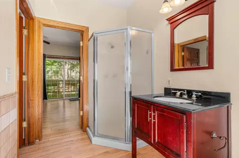 Bath - 5411 Oak Leaf Cir, Placerville, CA 95667 photo 2 of 8