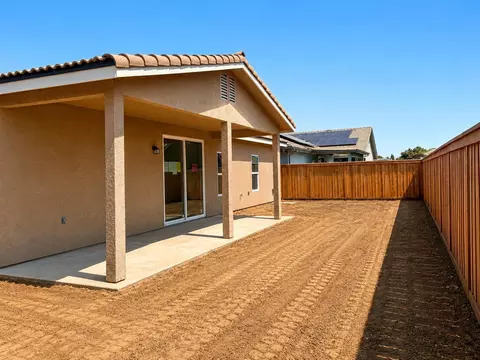 3820 Via Capitola, Madera, CA 93637 photo 4