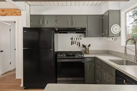 Kitchen - 2845 Murphys Dr, Arnold, CA 95223 photo 3 of 3