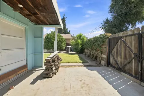 Exterior - 1612 Bedford Ave, Modesto, CA 95351 photo 8 of 12