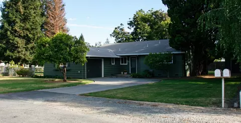 1010 Lacasa Ave, Yuba City, CA 95991