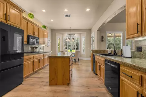 Kitchen - 1580 Stonecrest Rd, Placerville, CA 95667 photo 1 of 12