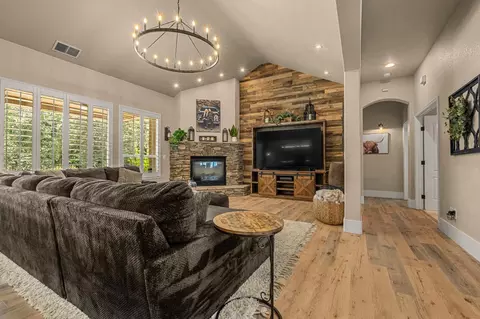 Living - 1580 Stonecrest Rd, Placerville, CA 95667 photo 1 of 4