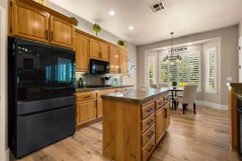 Kitchen - 1580 Stonecrest Rd, Placerville, CA 95667 photo 2 of 12