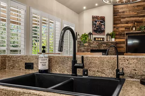 Kitchen - 1580 Stonecrest Rd, Placerville, CA 95667 photo 12 of 12