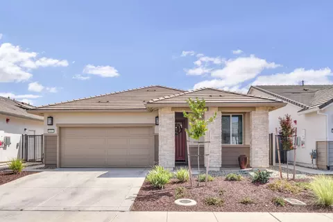 632 Kingstom St, El Dorado Hills, CA 95762