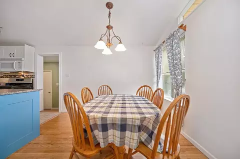 Dining - 4933 Saint Lynn Ln, Carmichael, CA 95608 photo 1 of 1