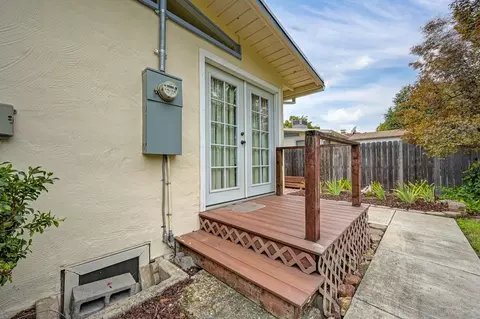 Exterior - 4933 Saint Lynn Ln, Carmichael, CA 95608 photo 6 of 15
