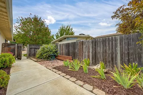 Exterior - 4933 Saint Lynn Ln, Carmichael, CA 95608 photo 5 of 15