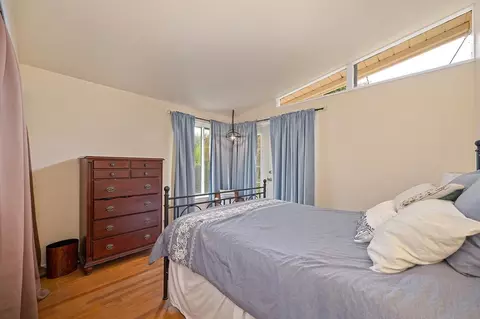 Bedroom - 4933 Saint Lynn Ln, Carmichael, CA 95608 photo 4 of 5