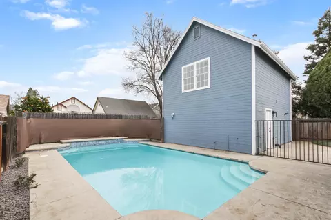 Exterior - 225 Creekside Way, Winters, CA 95694 photo 5 of 16