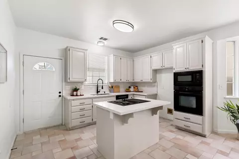 Kitchen - 225 Creekside Way, Winters, CA 95694 photo 1 of 4