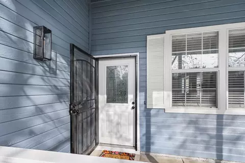 Exterior - 225 Creekside Way, Winters, CA 95694 photo 13 of 16