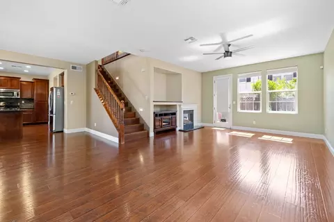 Living - 197 Barnhill Dr, Folsom, CA 95630 photo 1 of 8