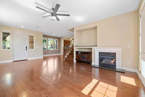 Living - 197 Barnhill Dr, Folsom, CA 95630 photo 3 of 8