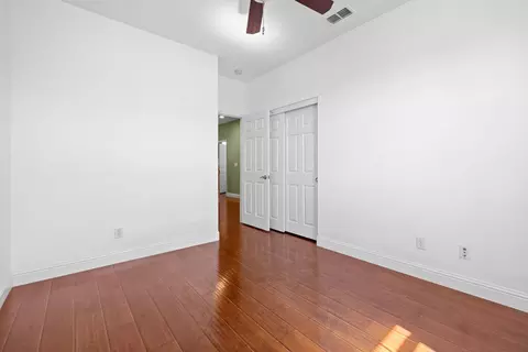 Bedroom - 197 Barnhill Dr, Folsom, CA 95630 photo 6 of 9