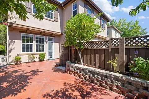 Exterior - 197 Barnhill Dr, Folsom, CA 95630 photo 8 of 9