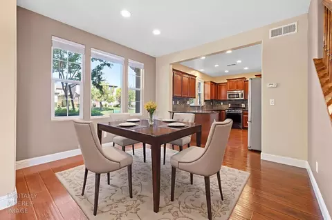 Dining - 197 Barnhill Dr, Folsom, CA 95630 photo 1 of 2